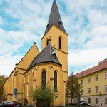 Prague Days - 1Bdr - Netflix - Near River