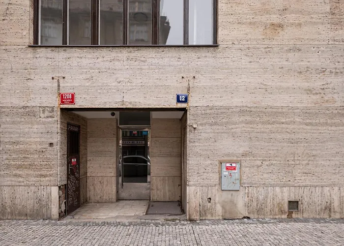Prague Days - 1Bdr - Netflix - Near River